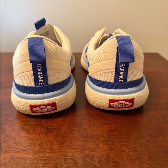 Vans Blue and White UltraRange Size 9 - Picture 4 of 6